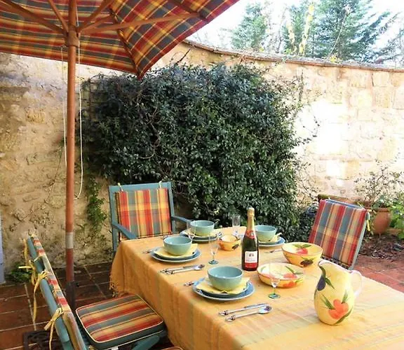 '1786' Au Bourg بيت للعطل Mansonville